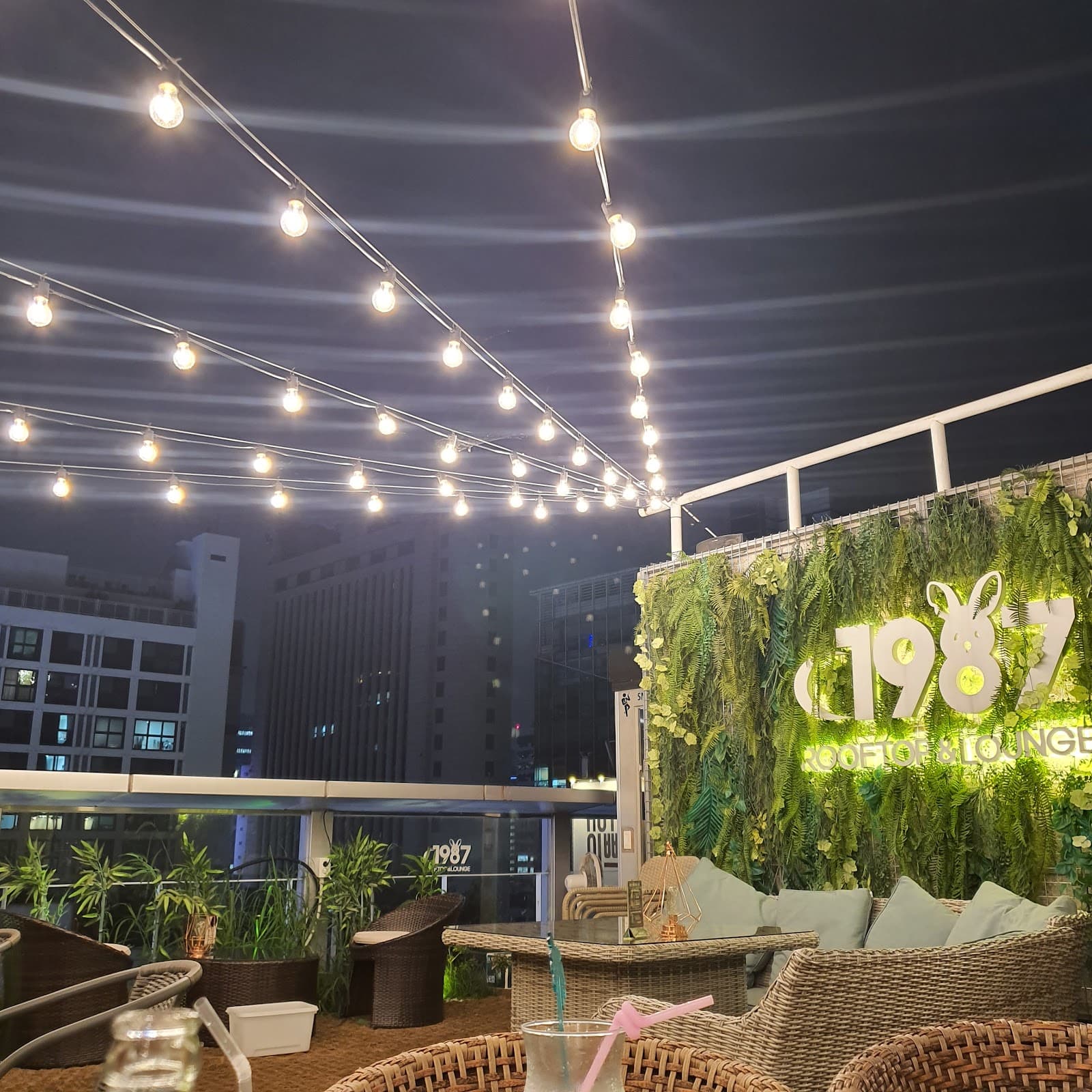 1987屋顶酒廊蚕室店 3