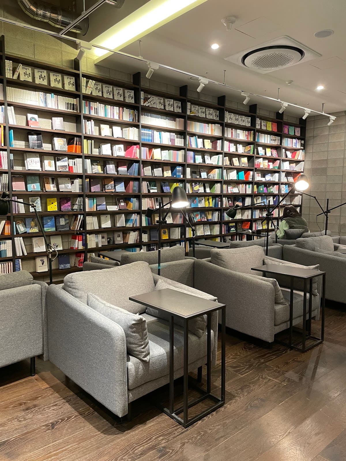 カフェ コンマ 合成店