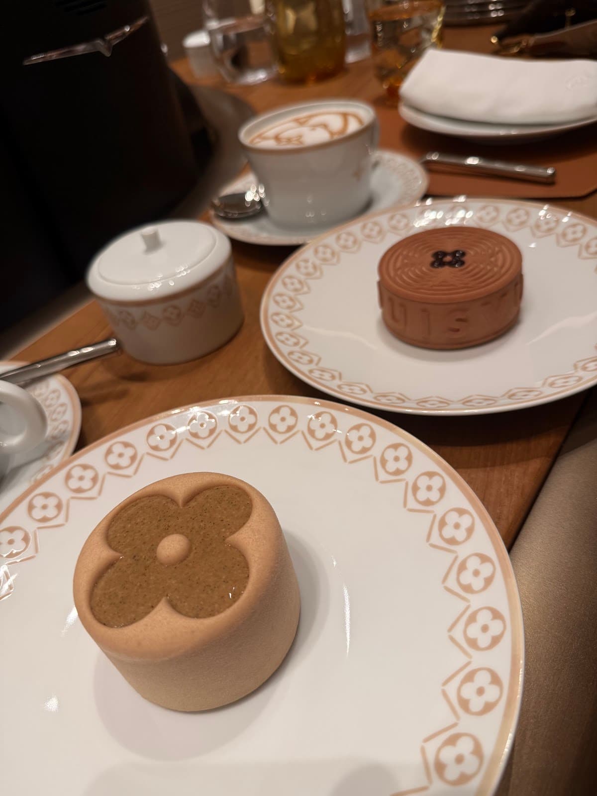 ル・カフェ・ルイ・ヴィトン (Le Café Louis Vuitton) 4