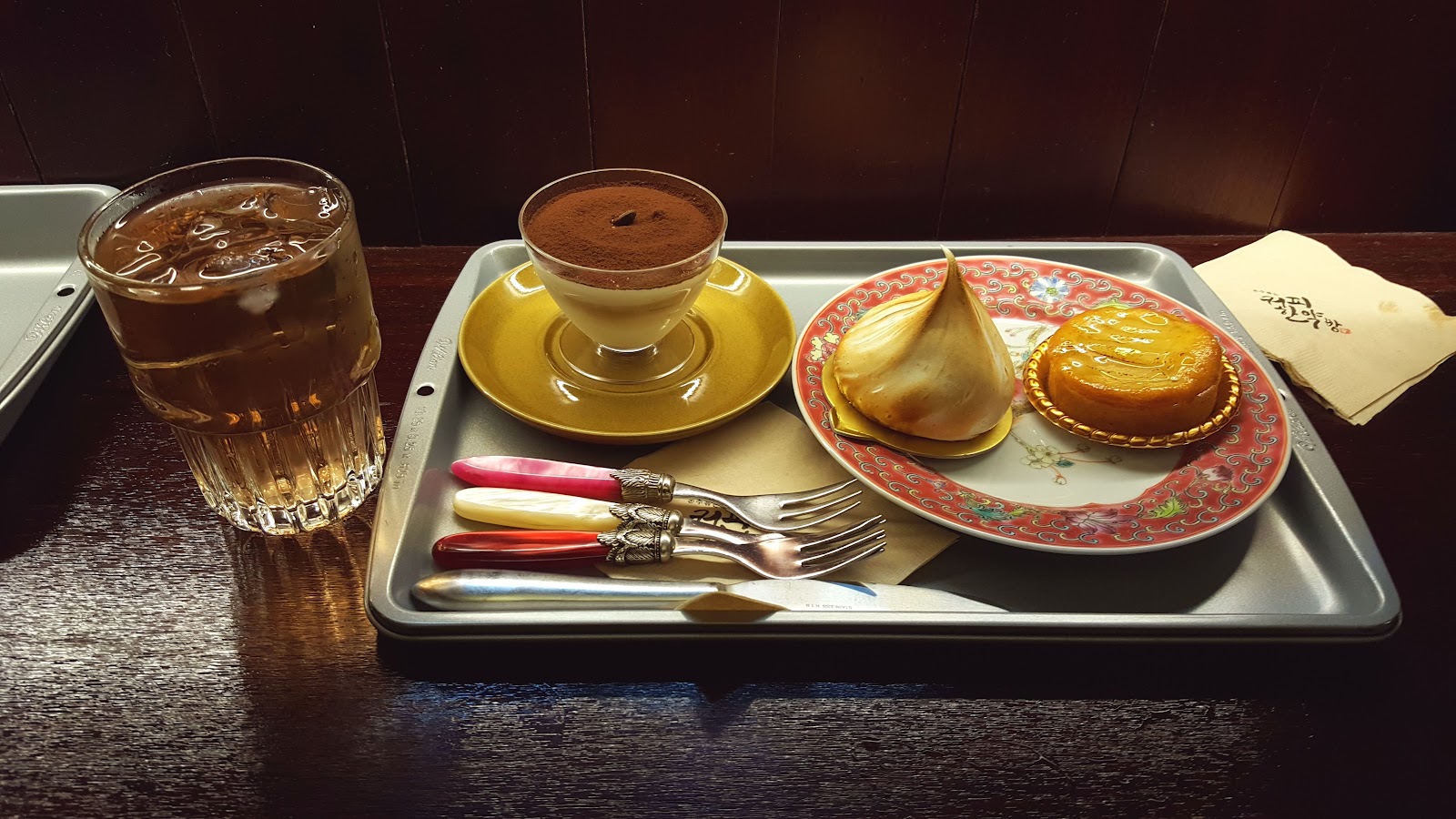 Coffee Hanyakbang 伝統的な内装