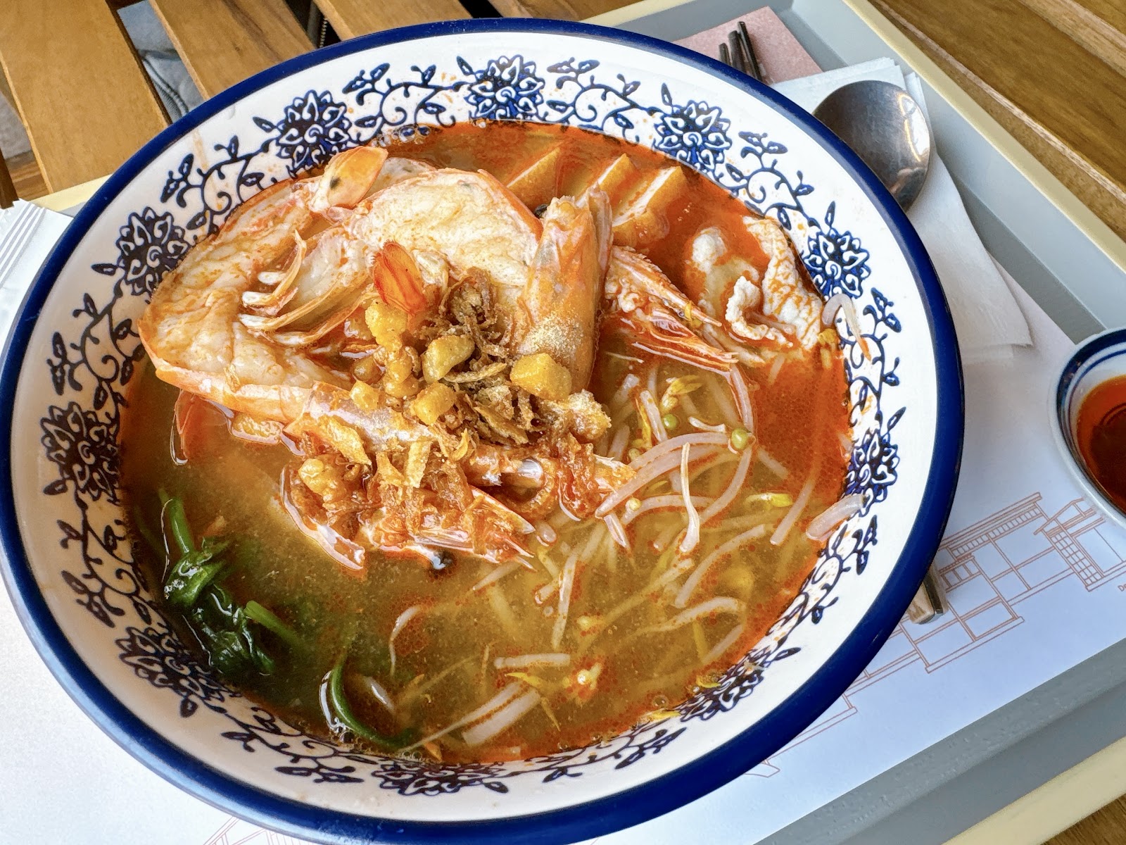 GLOW Seongsu — the water garden and bridge from a different angle