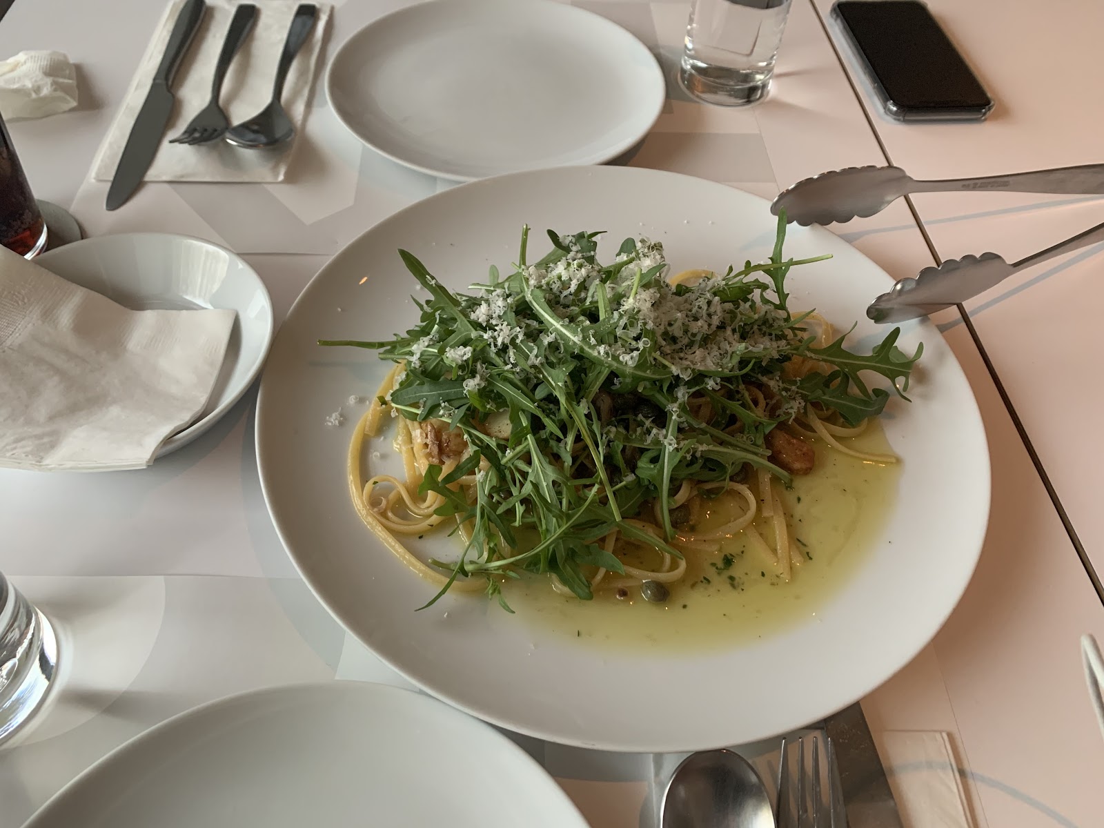 PKMギャラリー外観 — 三清洞ギャラリー地区における控えめなギャラリーのファサード