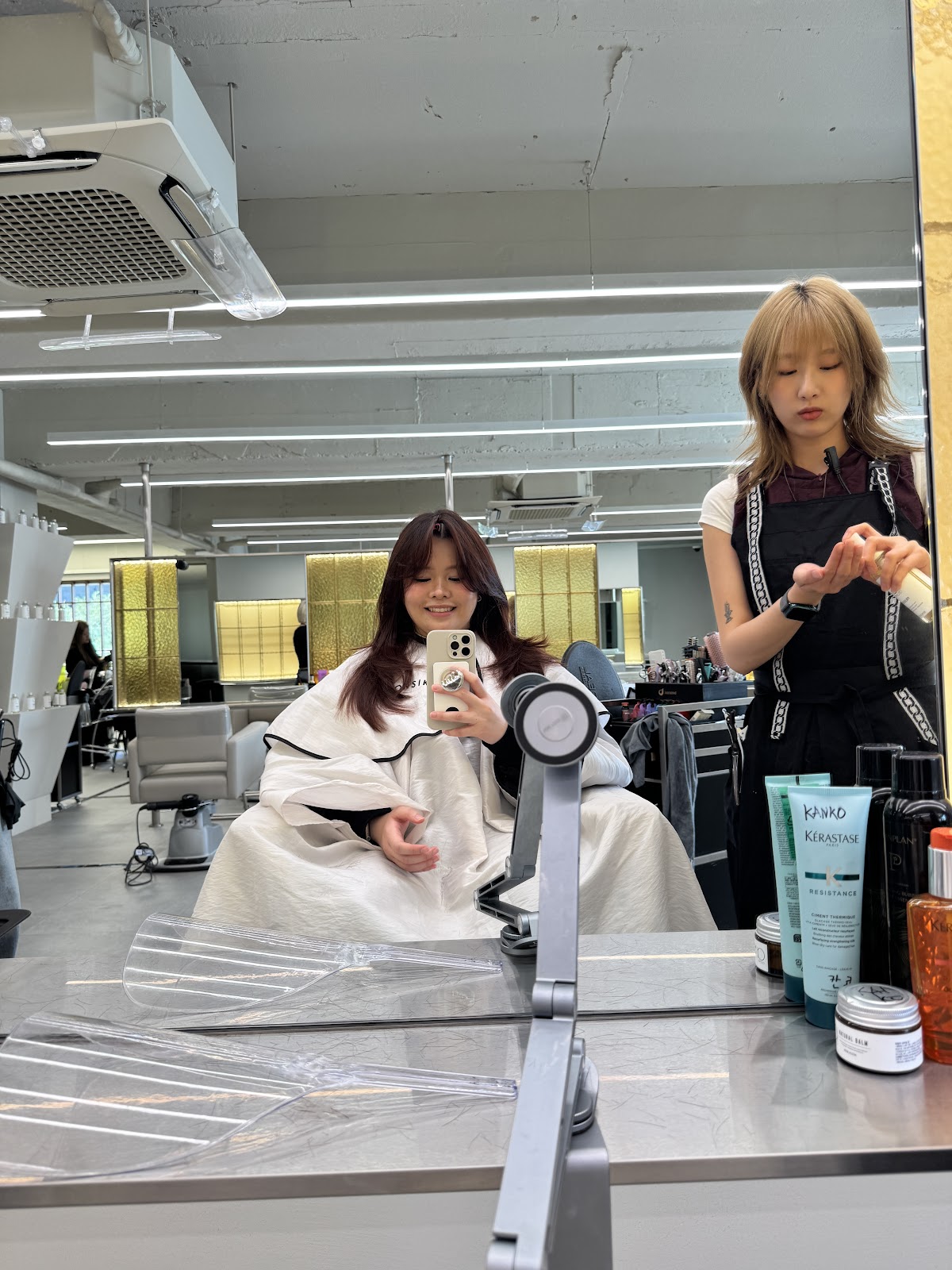 专业沙龙内部空间——中性色调装饰